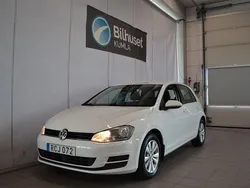 Vit Begagnad 2014 VW Golf VII Halvkombi | 124 900 kr (Marknadspris)
