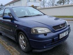 Blå Begagnad 2003 Opel Astra Halvkombi | 8 000 kr