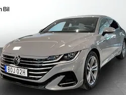 Grå (moonstone grey) Begagnad 2023 VW Arteon R-line Kombi | 409 000 kr (Dyr)
