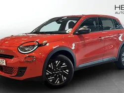 Orange Ny 2025 Fiat 600 Lounge SUV | 344 900 kr (Dyr)