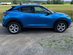 Blå Begagnad 2022 Nissan Juke SUV | 210 000 kr (Marknadspris)