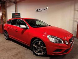Röd Begagnad 2012 Volvo V60 R-Design Kombi | 119 900 kr (Marknadspris)