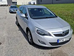 Grå Begagnad 2012 Opel Astra Enjoy Kombi | 35 000 kr (Marknadspris)