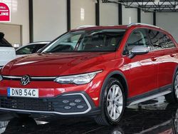 Röd Begagnad 2021 VW Golf Alltrack Kombi | 249 500 kr (Marknadspris)