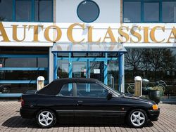 Svart Begagnad 1991 Ford Escort Cabriolet Cab | 39 000 kr