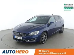 Blå Begagnad 2015 Volvo V60 Momentum Kombi | 156 000 kr (Marknadspris)
