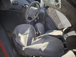 Röd Begagnad 2000 Toyota Yaris Halvkombi | 11 999 kr