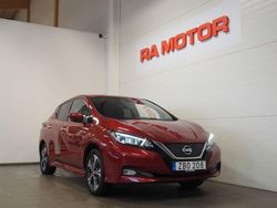 Röd Begagnad 2021 Nissan Leaf 360º Halvkombi | 189 900 kr (Marknadspris)