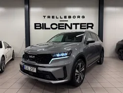 Grå Begagnad 2023 Kia Sorento 2 SUV | 489 900 kr (Marknadspris)