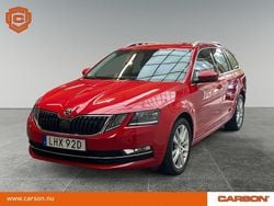 Röd Begagnad 2019 Skoda Octavia Style Kombi | 219 900 kr (Marknadspris)
