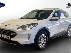 Vit (white) Begagnad 2022 Ford Kuga Titanium SUV | 259 900 kr (Bra pris)