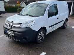 Vit Begagnad 2017 Renault Kangoo Minibuss | 47 000 kr (Marknadspris)