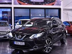 Svart Begagnad 2015 Nissan Qashqai SUV | 125 000 kr (Marknadspris)