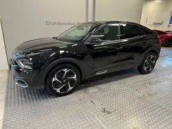 Svart Begagnad 2023 Citroën C4 PureTech Halvkombi | 234 900 kr (Marknadspris)