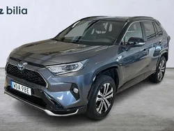 Grå Begagnad 2021 Toyota RAV4 Hybrid Style SUV | 449 900 kr (Marknadspris)