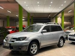 Silver Begagnad 2004 Mitsubishi Outlander SUV | 59 900 kr (Marknadspris)