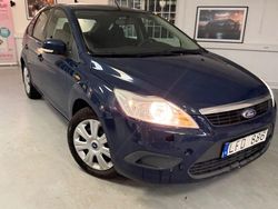 Blå Begagnad 2010 Ford Focus Halvkombi | 29 900 kr (Marknadspris)