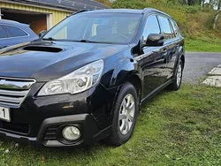 Svart Begagnad 2014 Subaru Outback SUV | 80 000 kr (Marknadspris)