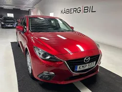 Röd Begagnad 2016 Mazda 3 Inclusive Halvkombi | 124 900 kr (Bra pris)