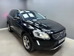 Svart Begagnad 2016 Volvo XC60 Momentum SUV | 159 900 kr (Bra pris)