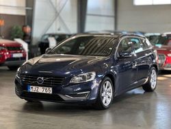 Blå Begagnad 2013 Volvo V60 Momentum Kombi | 129 900 kr (Marknadspris)