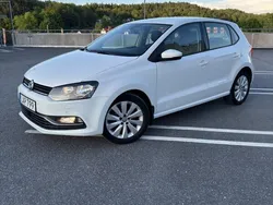 Vit Begagnad 2016 VW Polo Halvkombi | 87 000 kr (Marknadspris)