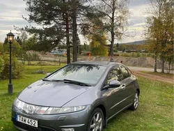 Grå Begagnad 2006 Honda Civic Sport Halvkombi | 29 500 kr (Marknadspris)