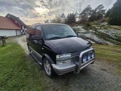 Svart Begagnad 2005 Chevrolet Astro Van | 39 000 kr