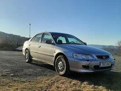 Silver Begagnad 2002 Honda Accord Sedan | 19 300 kr