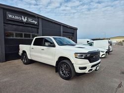 Vit Begagnad 2020 RAM 1500 Pickup | 799 000 kr