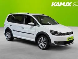 Vit Begagnad 2015 VW Touran Cross Minibuss | 149 800 kr (Bra pris)