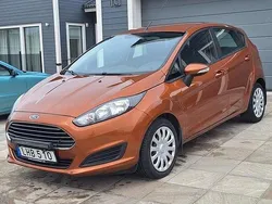Brun Begagnad 2014 Ford Fiesta Trend Halvkombi | 49 500 kr (Marknadspris)