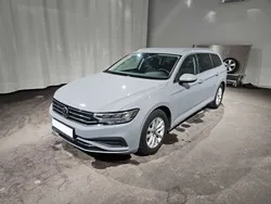 Grå Begagnad 2022 VW Passat Business Kombi | 259 000 kr (Marknadspris)