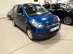 Mörkblå (blåmet) Begagnad 2011 Hyundai i10 Premium Halvkombi | 48 799 kr (Lite dyr)