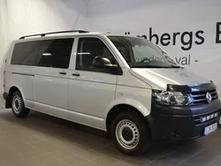 Silver Begagnad 2015 VW Caravelle Minibuss | 179 000 kr (Marknadspris)