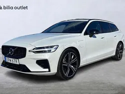 Vit Begagnad 2022 Volvo V60 R-Design Kombi | 449 900 kr (Bra pris)