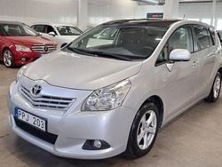 Silver Begagnad 2010 Toyota Verso Minibuss | 69 999 kr (Marknadspris)