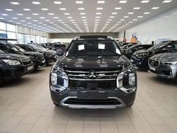 Gråmetallic Ny 2025 Mitsubishi Outlander Instyle SUV | 619 900 kr