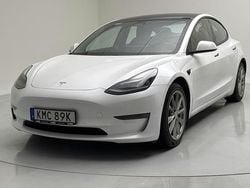 Vit Begagnad 2021 Tesla Model 3 Sedan | 239 000 kr (Bra pris)