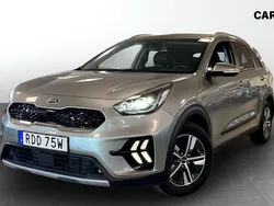Grå Begagnad 2020 Kia Niro 2 SUV | 244 900 kr