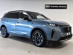 Blå Ny 2024 Peugeot 5008 Ultimate Minibuss | 479 900 kr (Lite dyr)
