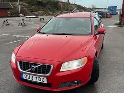 Röd Begagnad 2009 Volvo V70 Momentum Kombi | 54 900 kr (Bra pris)