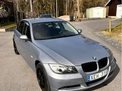 Grå Begagnad 2006 BMW 318 Advantage Sedan | 66 900 kr (Lite dyr)