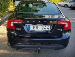 Röd Begagnad 2012 Volvo S60 Sedan | 83 000 kr (Superpris)