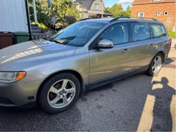 Brun Begagnad 2009 Volvo V70 Kinetic Kombi | 35 000 kr (Superpris)