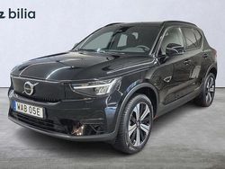Svart Begagnad 2022 Volvo XC40 Core SUV | 355 000 kr
