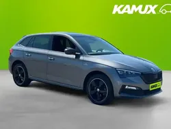 Silver/grå Begagnad 2022 Skoda Scala Monte Carlo Halvkombi | 209 900 kr (Marknadspris)