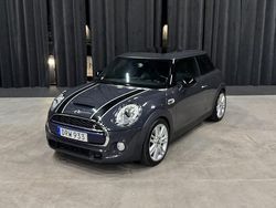 Grå Begagnad 2015 Mini Cooper S Chili Halvkombi | 139 900 kr (Marknadspris)