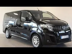 Svart Begagnad 2021 Opel Zafira Life Van | 305 000 kr
