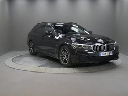 Svart Begagnad 2022 BMW 530 M Sport Kombi | 329 000 kr